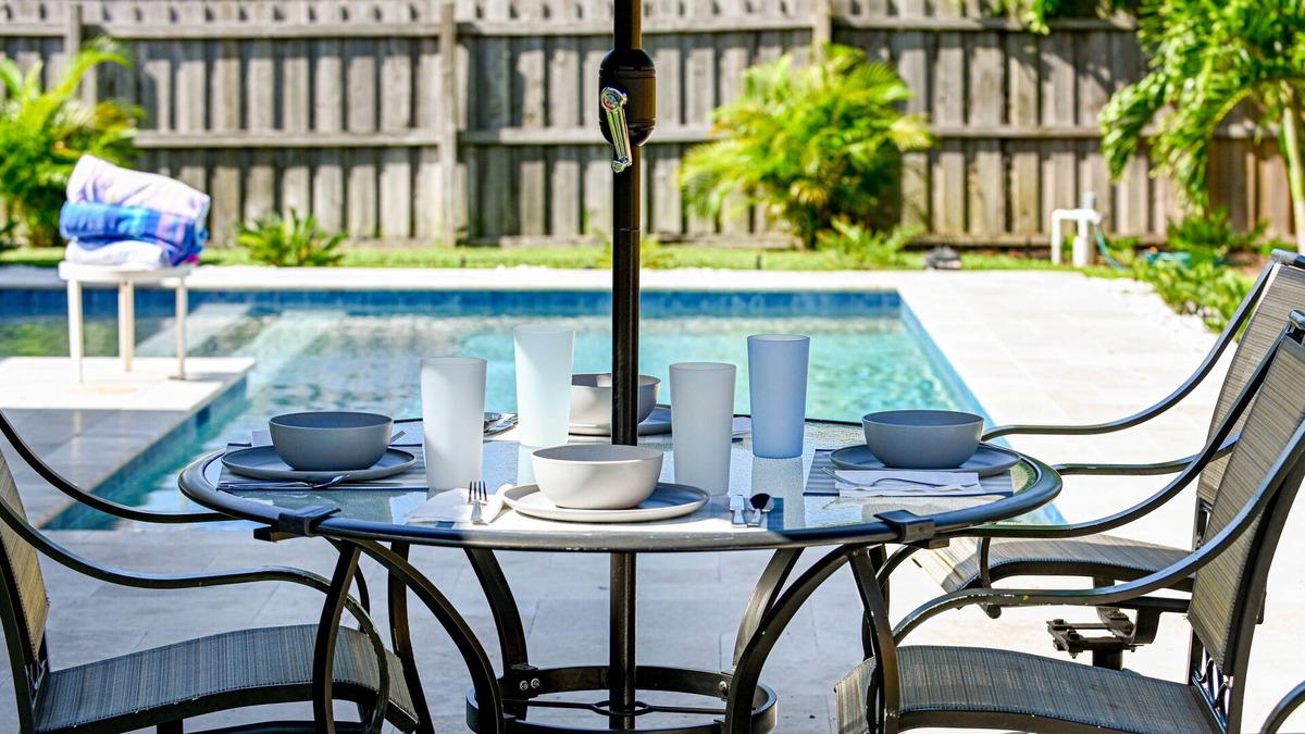 South Venice House | Newly renovated Home with Oasis feel pool in Historic Venice FL