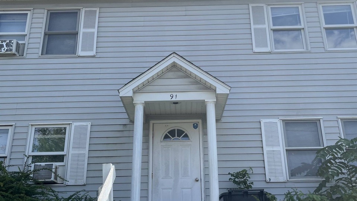 Town of German Flatts Apartment | Newly Renovated Ilion Apt - Easy access to I-90!