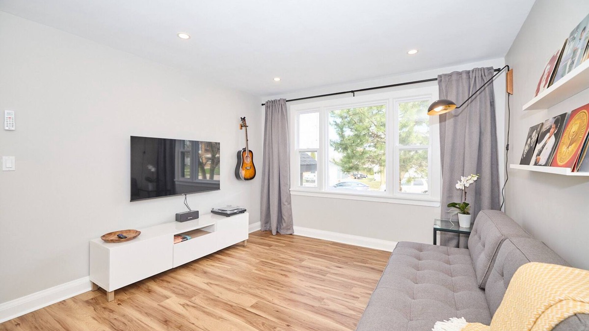 Thorold Condo | Newly Renovated in the Heart of Niagara