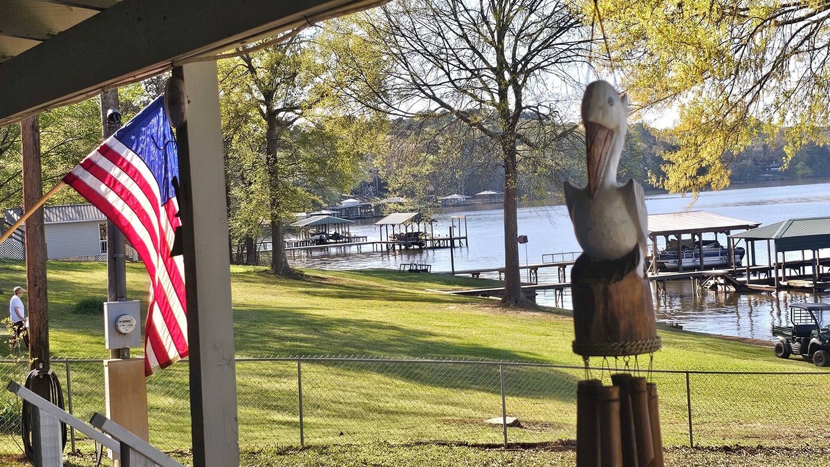 Downsville House | Newly renovated lakehouse sleeps 7 with boathouse, fenced yard and kayaks