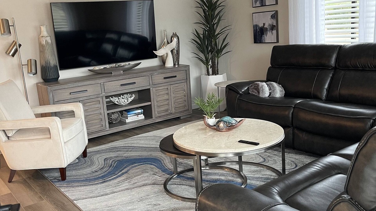 Lantana Condo | Newly renovated Lantana FL condo, All new luxury furnishings, 2 miles from Ocean