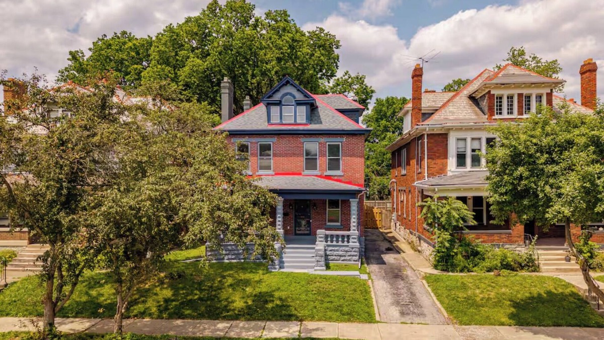 Franklin Park House | Newly Renovated Large Home, Centrally Located & Parking Included! Pets Welcome!