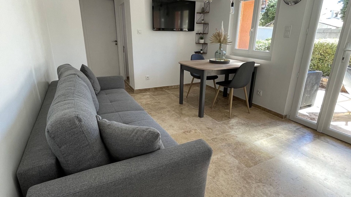 Saint-Siffret House | Newly renovated Mazet, 10mins from Uzès, ideal for peaceful vacations