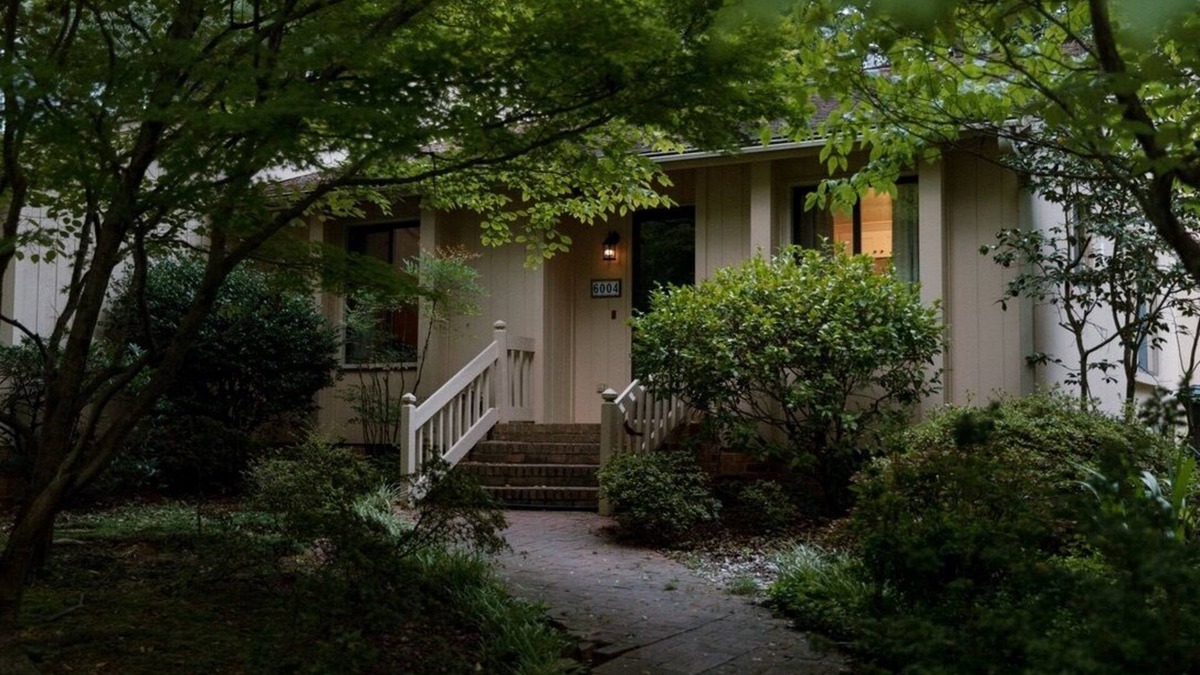 North Raleigh House | Newly Renovated near North Hills!