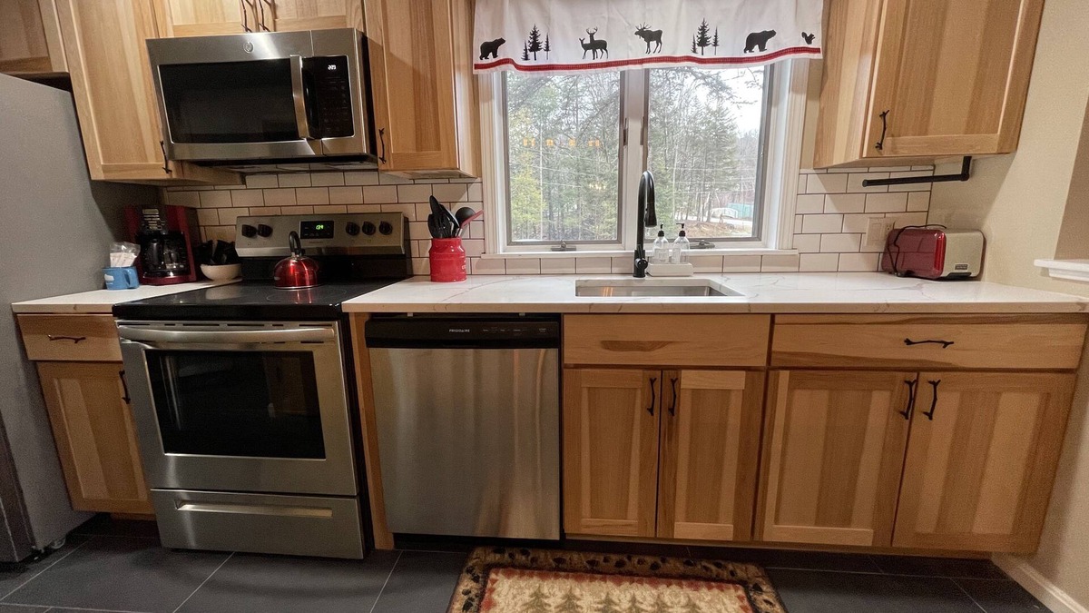 Bartlett Condo | Newly renovated Nordic Village condo