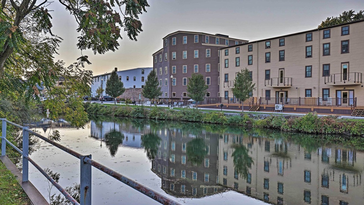 Penn Yan Apartment | Newly Renovated Penn Yan Apartment < 1 Mi to Lake!