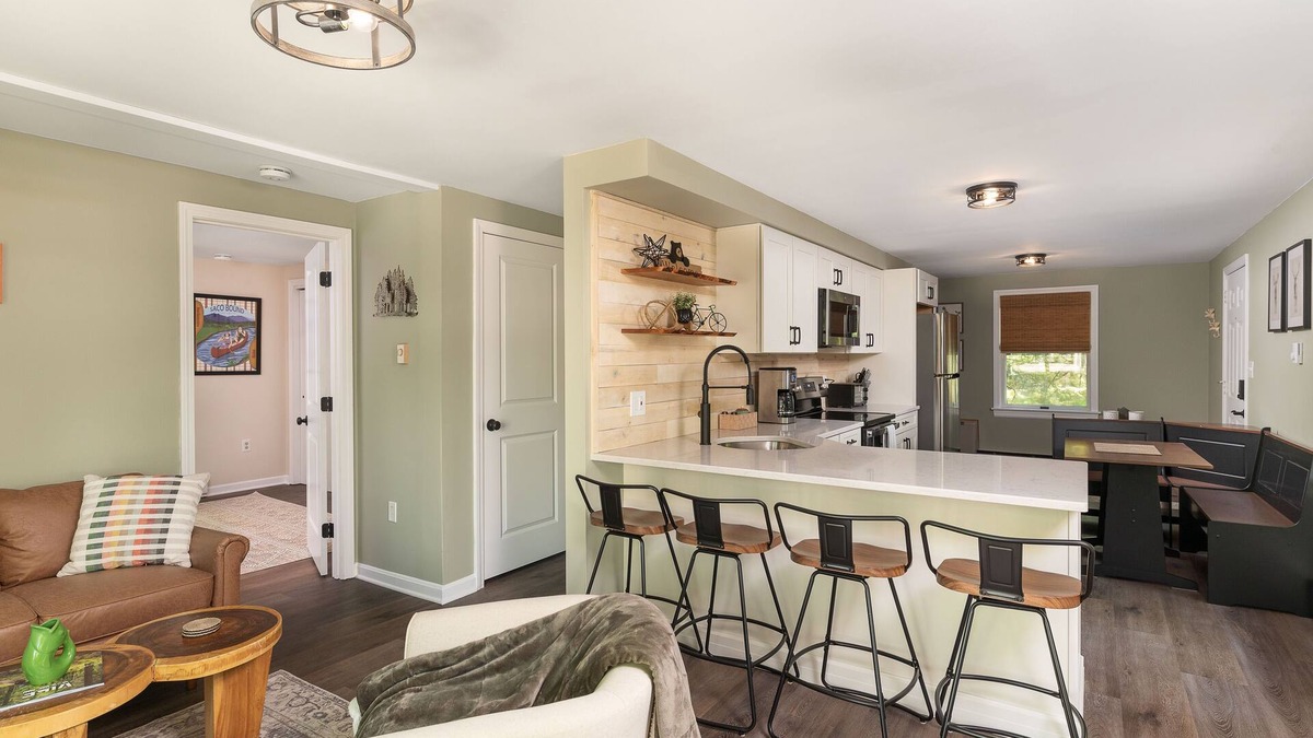 Conway House | Newly Renovated Private Home-minutes from Outlets and Skiing
