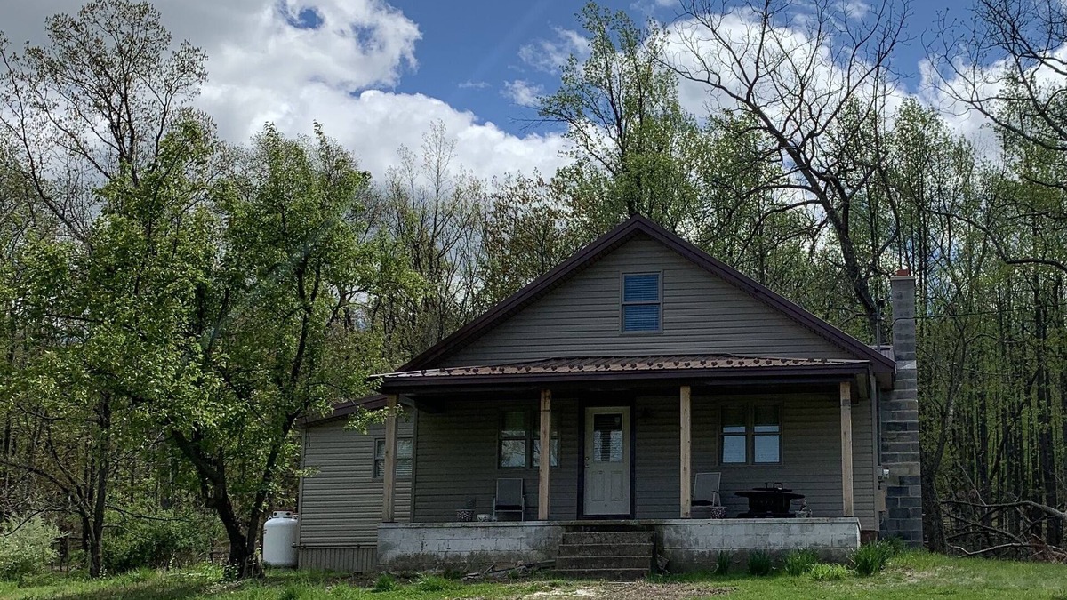 Elliottsburg House | Newly Renovated Relaxing Scenic Retreat - Perfect for Hiking & watching Wildlife