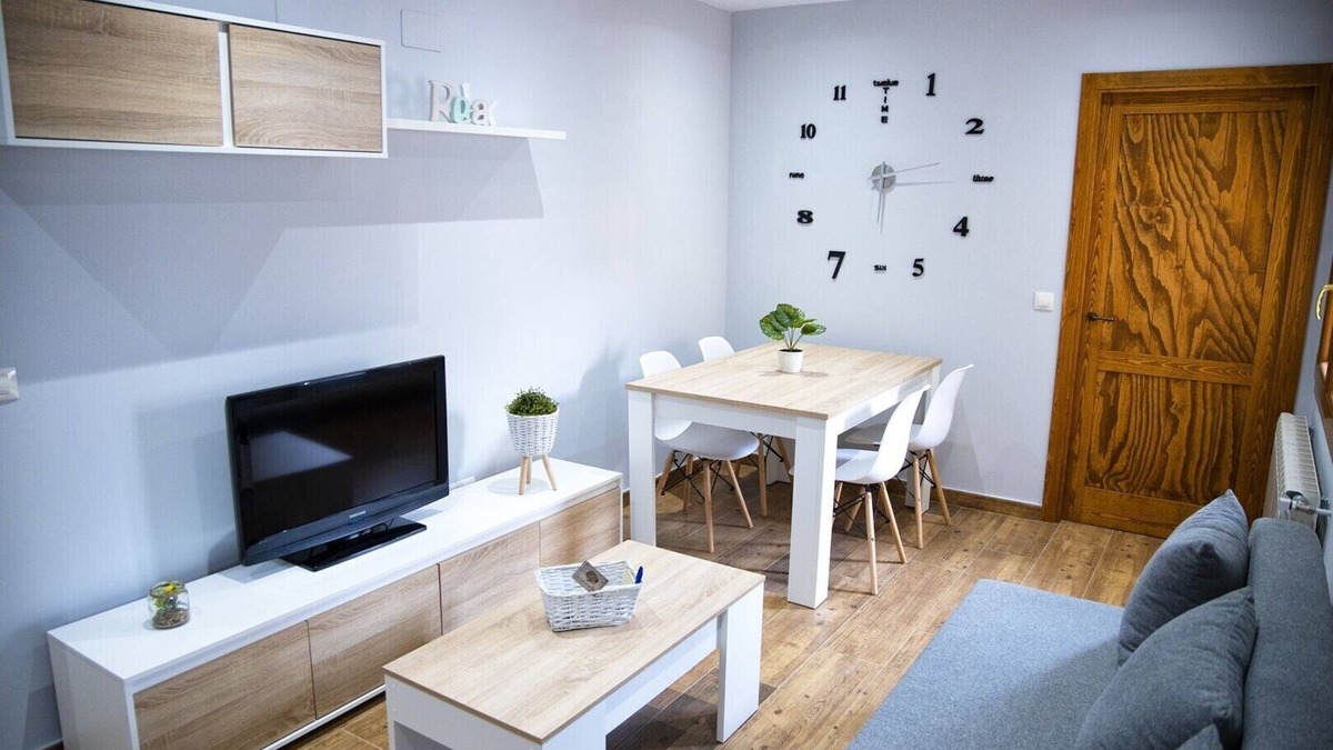 Sanchidrian Cottage | Newly renovated rural house, for 4-6 people