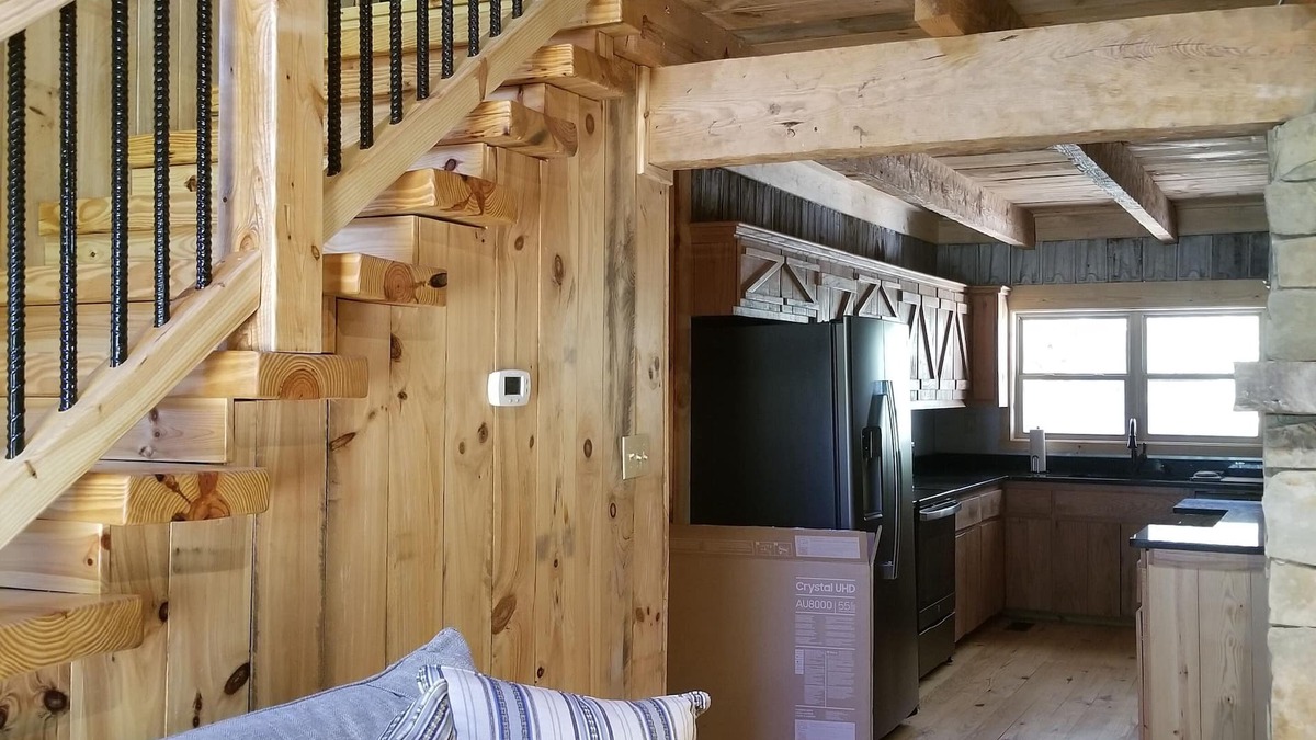 Olin Cottage | Newly renovated rustic cottage in Northern Iredell County NC