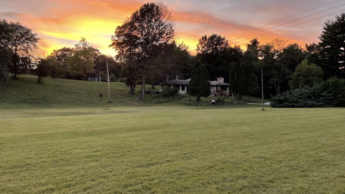 Bass Lake House | Newly renovated spacious private farmhouse 5 min from lake.