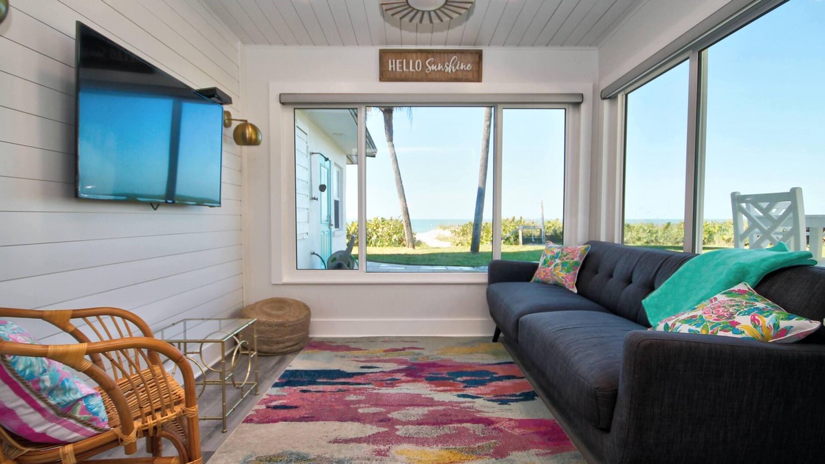 Belleair Beach Cottage | Newly Renovated Cottage ON the beach, Ground Floor, no stairs