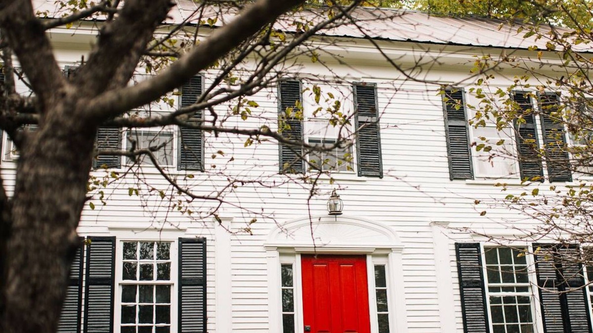 Norway House | Newly-Restored 1820 Farmhouse - Hot Tub; Gourmet Kitchen; Game Room; Sauna