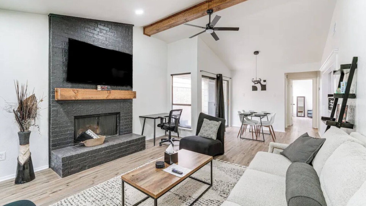 Garland House | Newly Updated Cozy Home