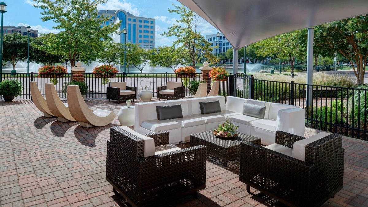 Central Newport News Hotel | Newport News Marriott at City Center