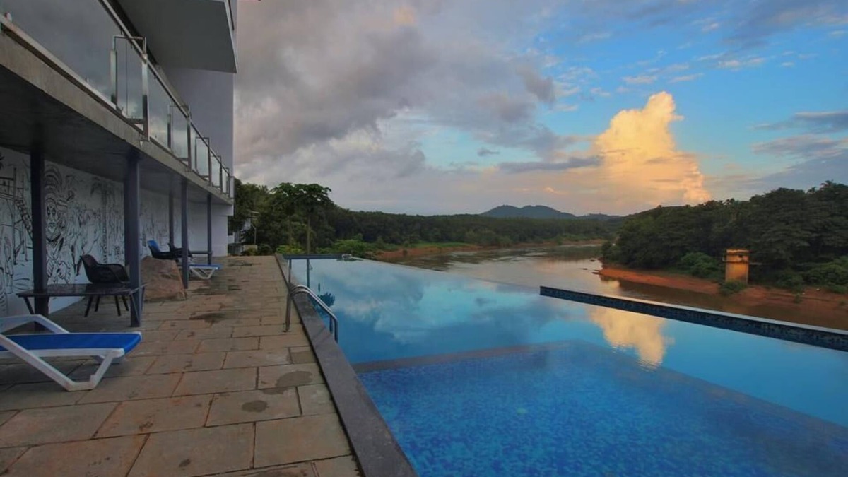 Malappuram Resort | Nexstay Grand Chaliyar Resort
