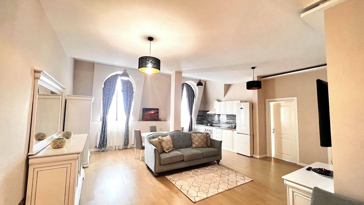 Old Town Apartment | Next Apartments Piata Ovidiu Constanta