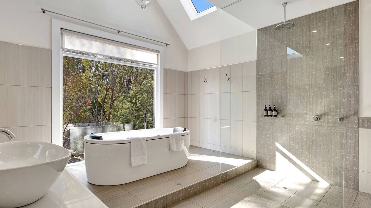 Bright House | Next to Bliss - Luxury Guesthouse