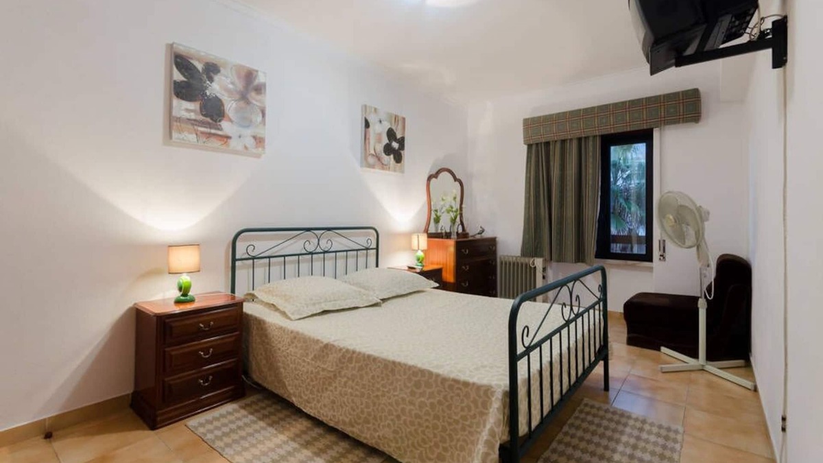 Costa de Caparica House | Next to Lisbon 100m from Beaches & Surf