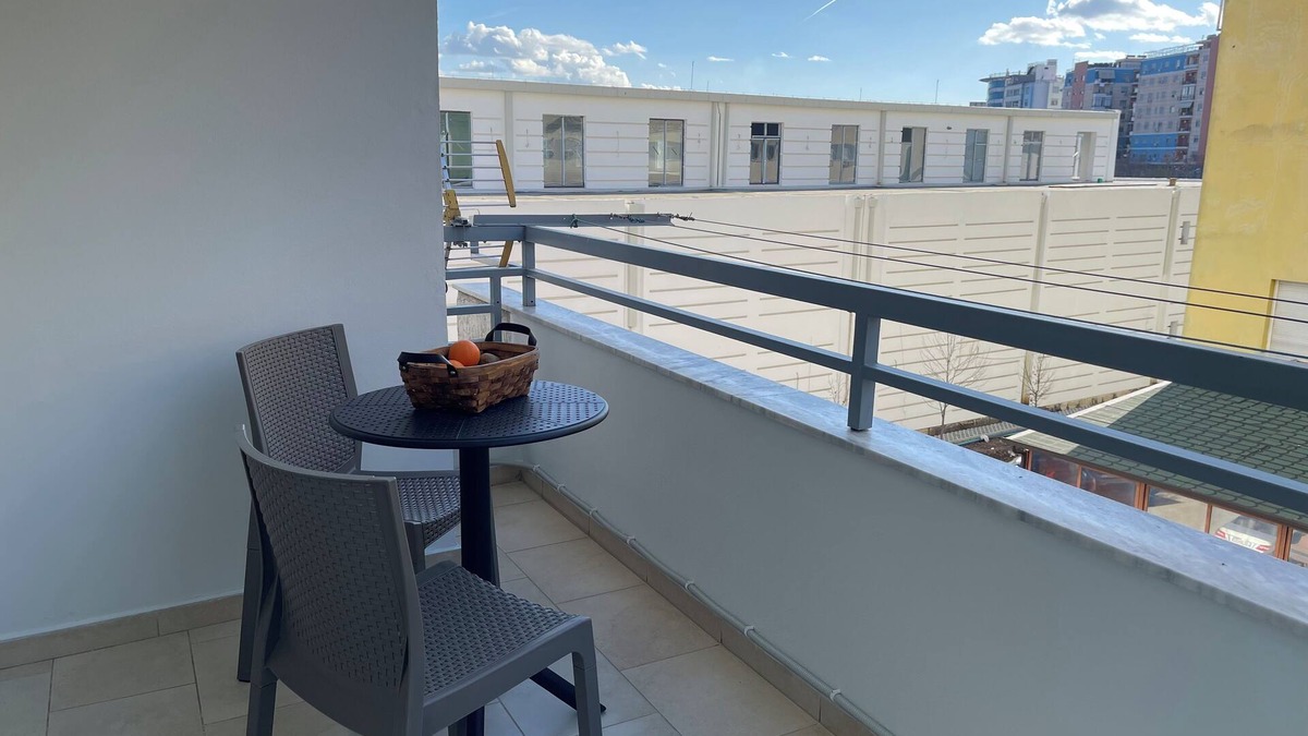 Kamez Apartment | Next to the South&North Terminal Apartment