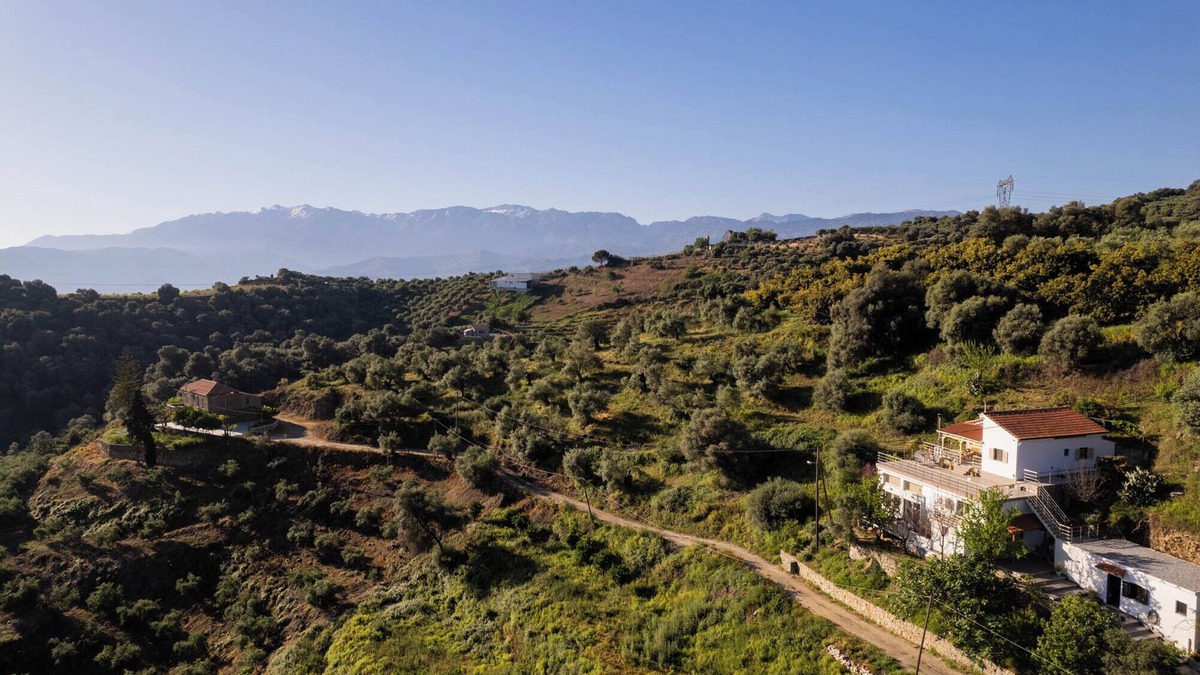 Bapiolos House | nFind tranquility amidst the breathtaking landscape