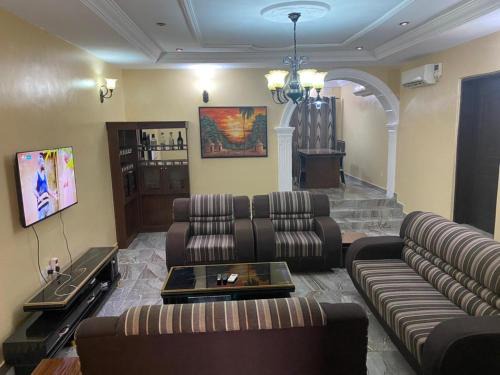 Alimosho Apartment | Eli apartment lets