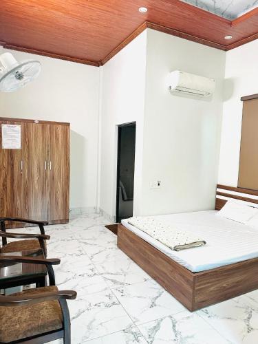 Phu Tho Bed & Breakfast | Nhà Nghỉ Tân Tiến