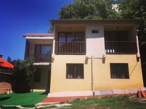 Akhali Ubani House | Nia's Guesthouse