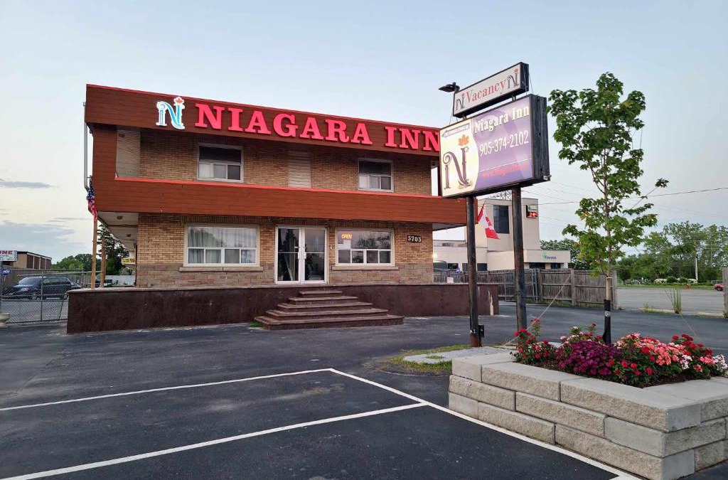 Niagara Falls Hotel | Niagara Inn