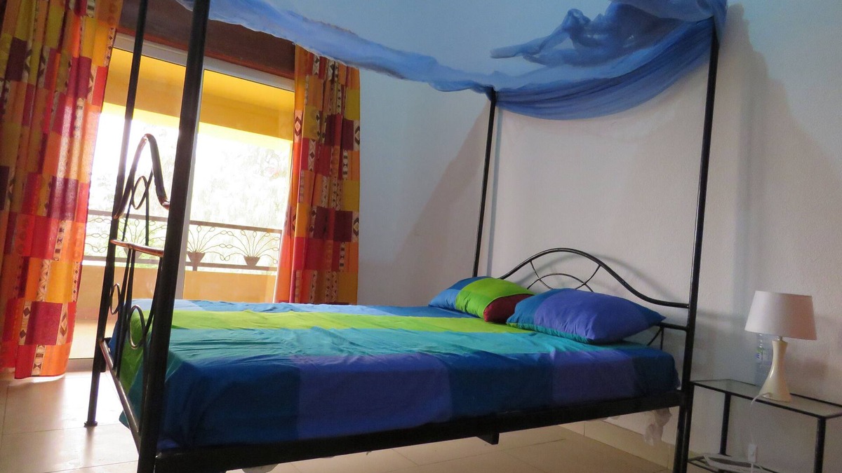 Thies Nord Villa | NIANING: VILLA ANY COMFORT 100 m from the sea