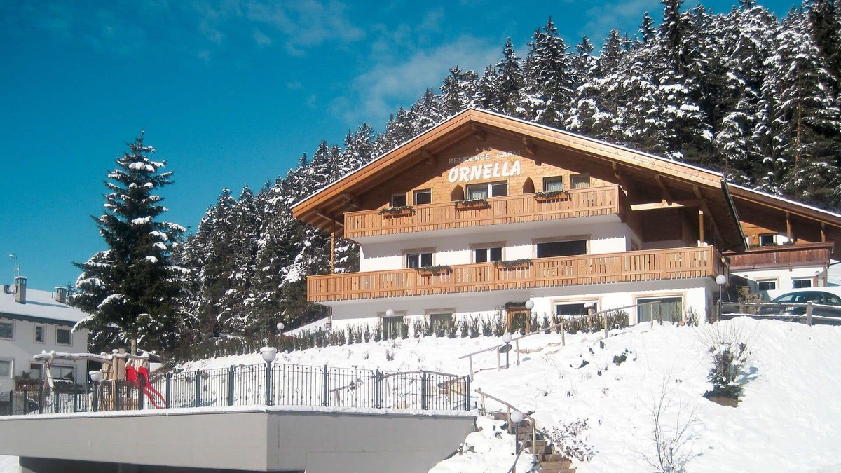 Santa Cristina Val Gardena Apartment | Nice apartment for 2 people with WIFI, TV, patio and parking
