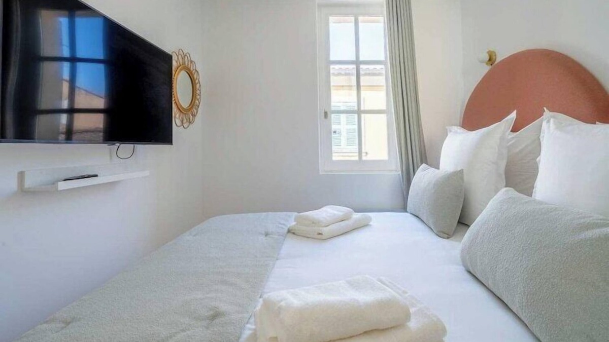 Old Town Apartment | Nice 1 bedroom flat - Hyper centre St Tropez