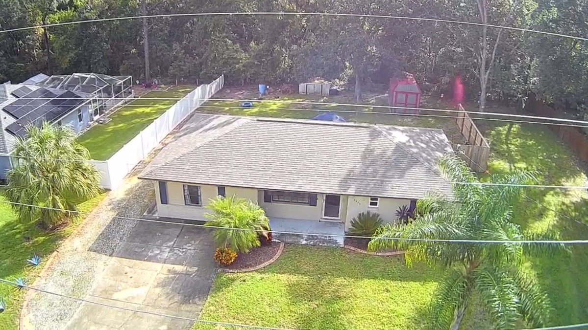 Summerfield House | Nice 2/2 house just 3 blocks from The Villages! Serene privacy with forest view!
