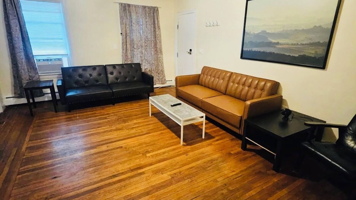 Providence Apartment | Nice 2 bedroom near Whole Foods, Brown University