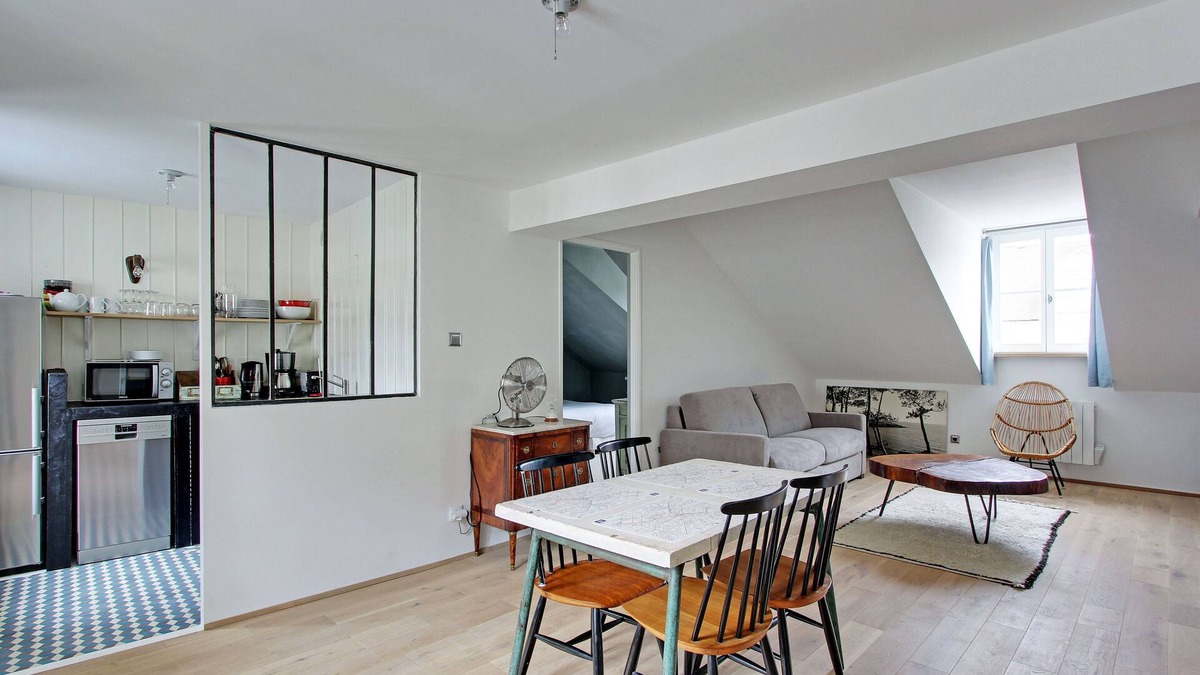 Quartier Sainte-Avoye Apartment | Nice 2-room apartment, Marais - Rambuteau