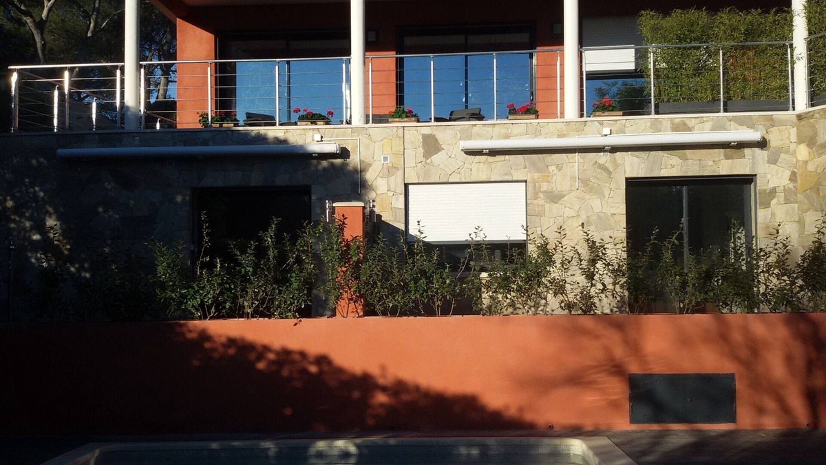 Boulouris-sur-Mer Apartment | NICE 2 ROOMS 3* AIR CONDITIONED IN GROUND FLOOR WITH PRIVATE TERRACE AND POOL