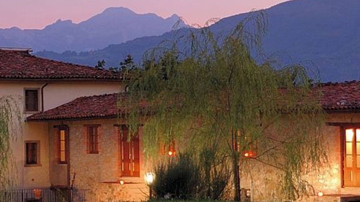 Villa Collemandina Apartment | Nice apartment in Tuscan Villa