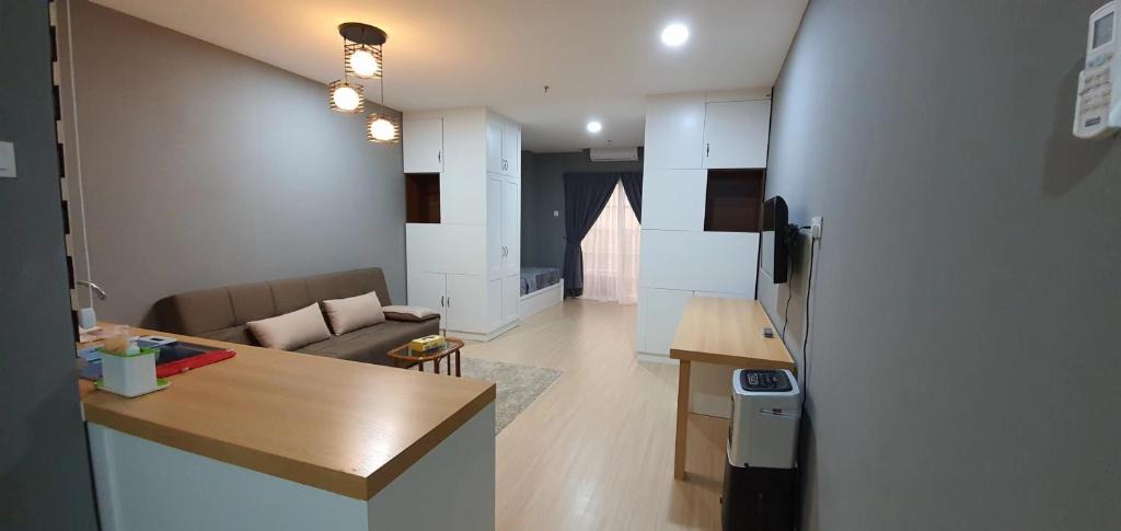 Kampar Apartment | NICE and COZY studio apartment with gym and pool.