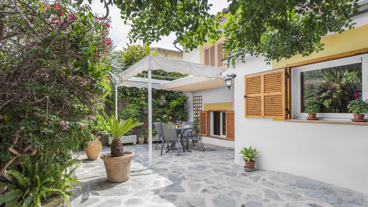 Soller Ski Chalet | Nice and modern property with private terrace very close to the beach. FREE WIFI