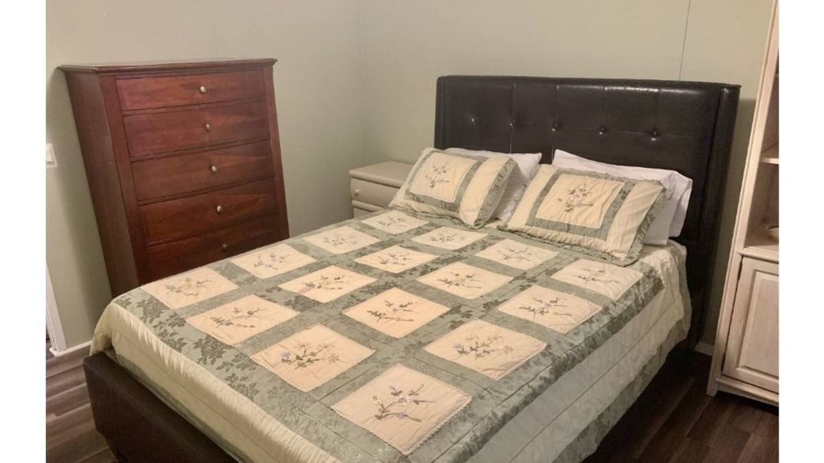 Greeneville House | Nice and Peaceful 2 BR/2 BATH. Pets welcome!