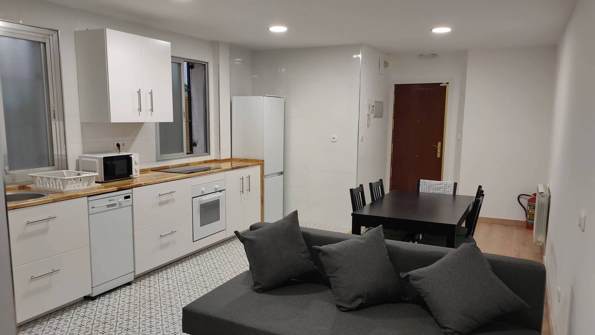 Pradolongo Condo | Nice and well-connected flat in Madrid