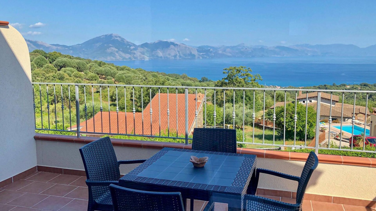 San Giovanni a Piro Apartment | Nice apartment in San Giovanni a Piro