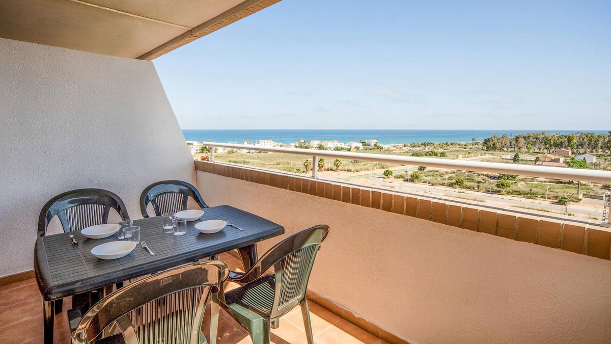 Cabanes Apartment | Nice apartment in La Torre de la Sal