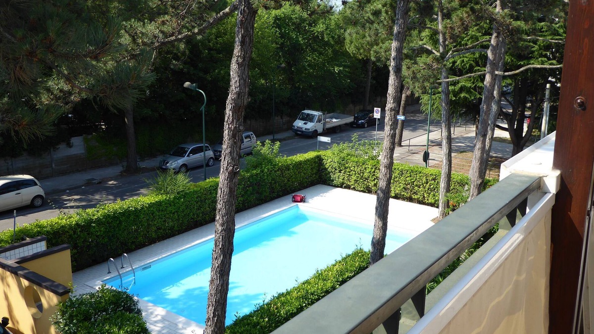 Lignano Sabbiadoro Apartment | Nice apartment with swimming pool