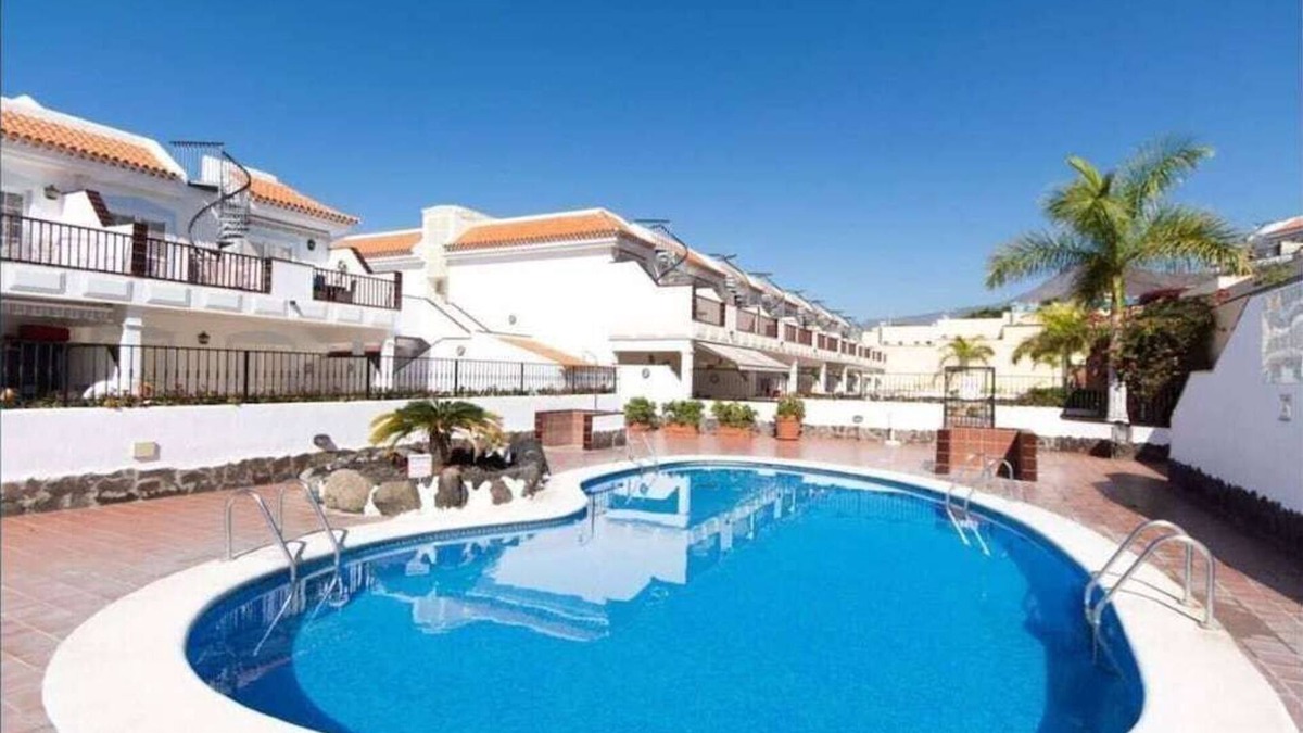 Los Cristianos Apartment | Nice Apartment with Swimming Pools and FREE Fiber Wifi