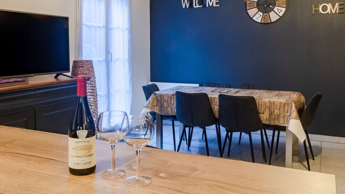 Touques Apartment | Nice apartment for 6 guests with WIFI, TV and patio