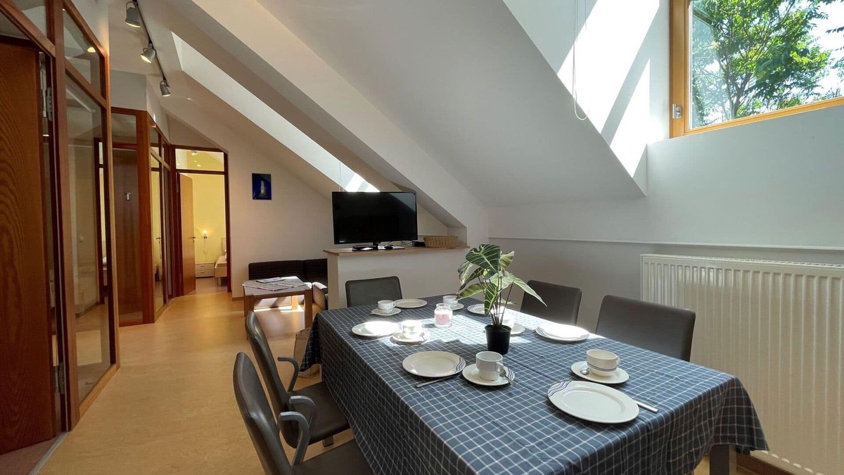 Grevenmacher Apartment | Nice apartment for 6 people with pool, WIFI, TV and parking