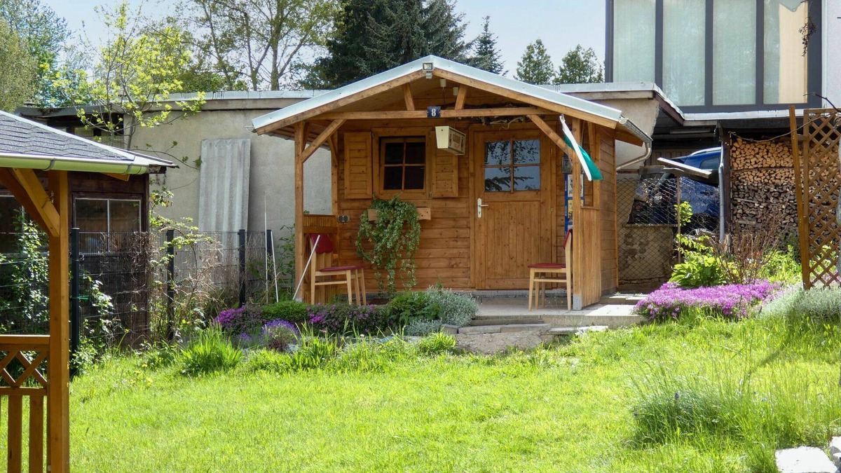 Lichtenstein Apartment | Nice apartment for 2 guests with WIFI, TV, patio, pets allowed and parking