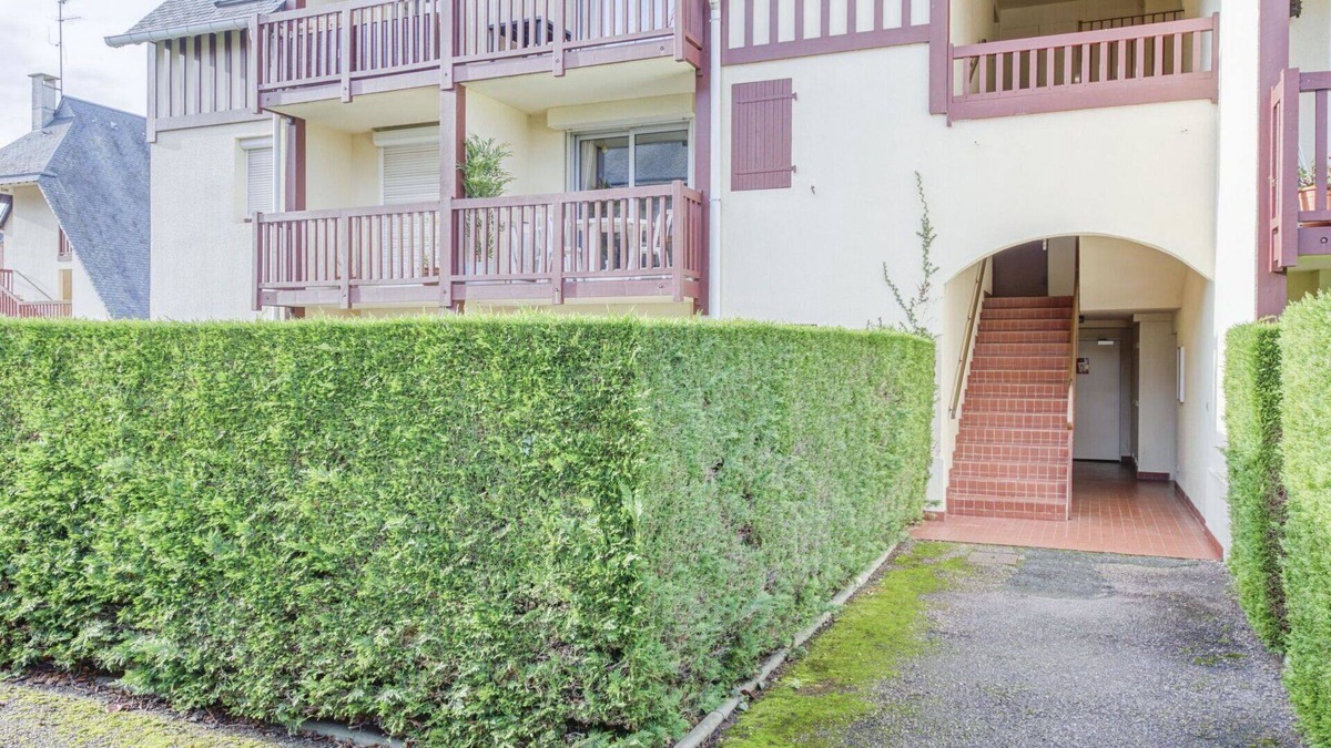 Benerville-sur-Mer Apartment | Nice apartment for 2 guests with WIFI, TV and balcony
