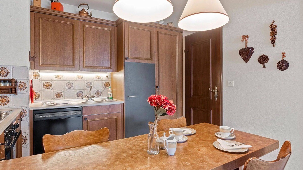 Parpan Apartment | Nice apartment for 3 guests with TV and balcony